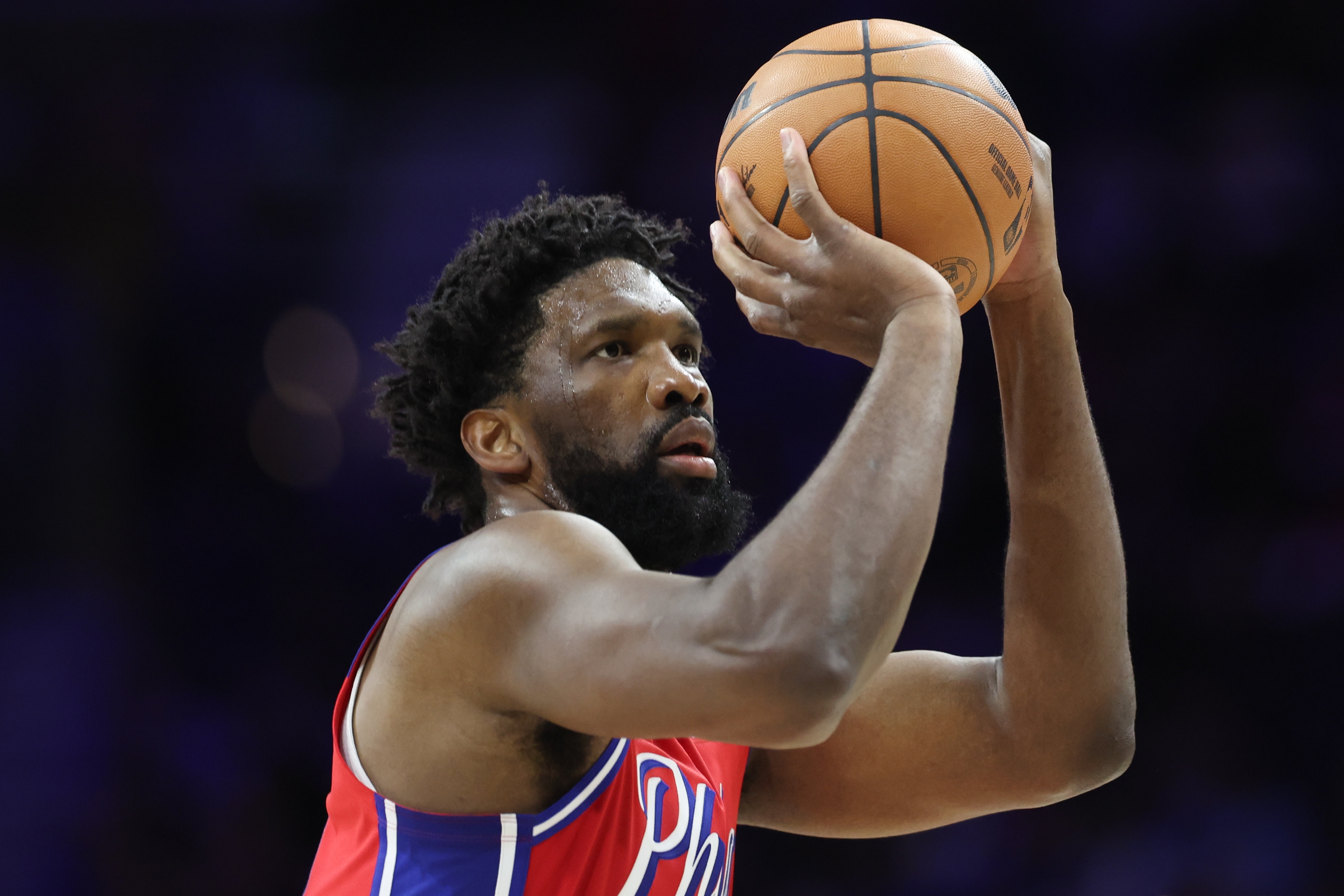 开云登录入口-76人客战黄蜂 恩比德与乔治因伤病管理均将缺席