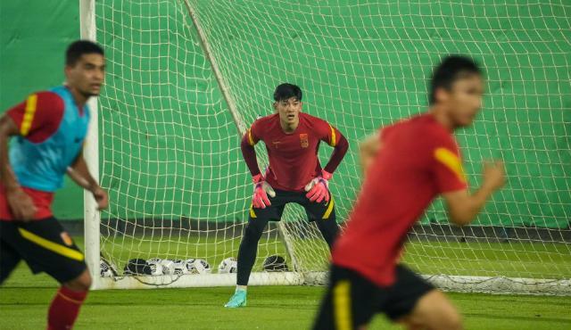 聚焦中菲:夺控球权打消耗战!破密集防守考验国足