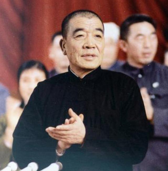 Kaiyun网页版-1986年陈永贵病逝,追悼会规格成难题,邓小平只说了一句话,全场安静